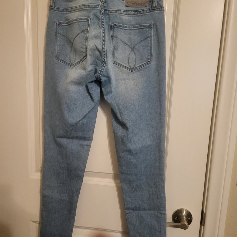 Jeans - Picture 2 of 4
